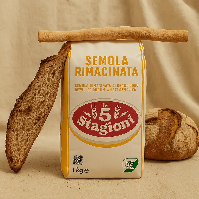 Balíček italské polohy s chlebem na neutrálním pozadí.