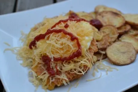 Tradiční plzeňský řízek s bramborovými čipсами