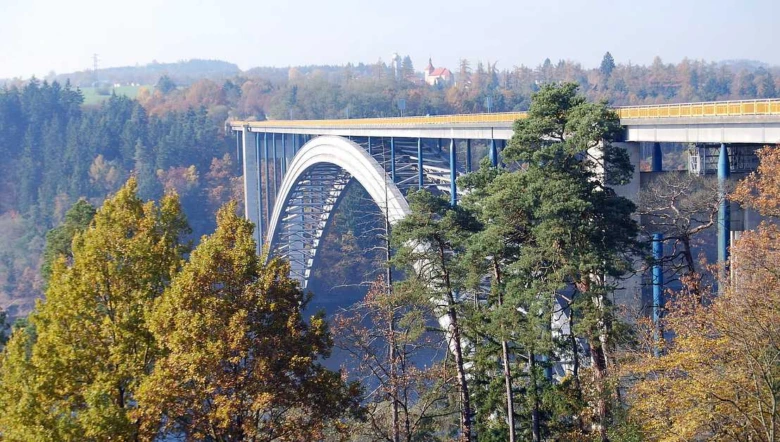 Žďákovský bridge arch